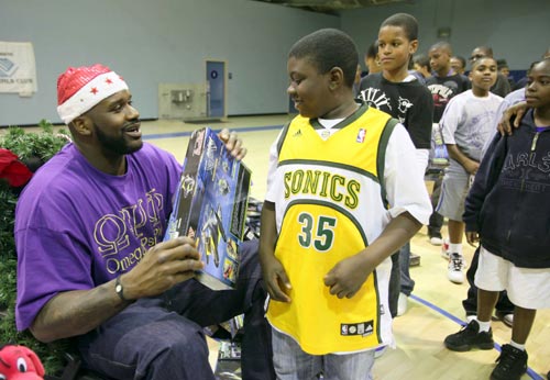 辽宁男篮王哲林末节关键表现（王哲林末节关键发挥，助阵辽宁男篮）