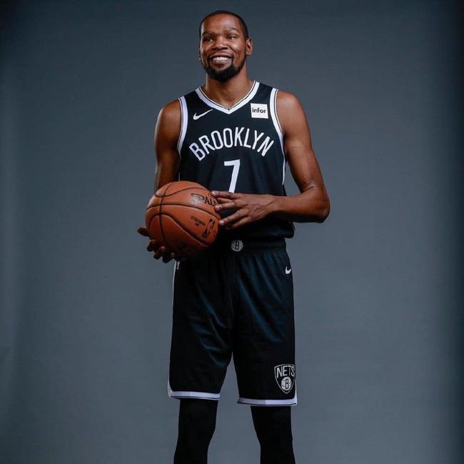 6.07次，西甲是本赛季五大联赛场均扑救次数最多的联赛（西甲本赛季场均扑救6.07次，居五大联赛首位）